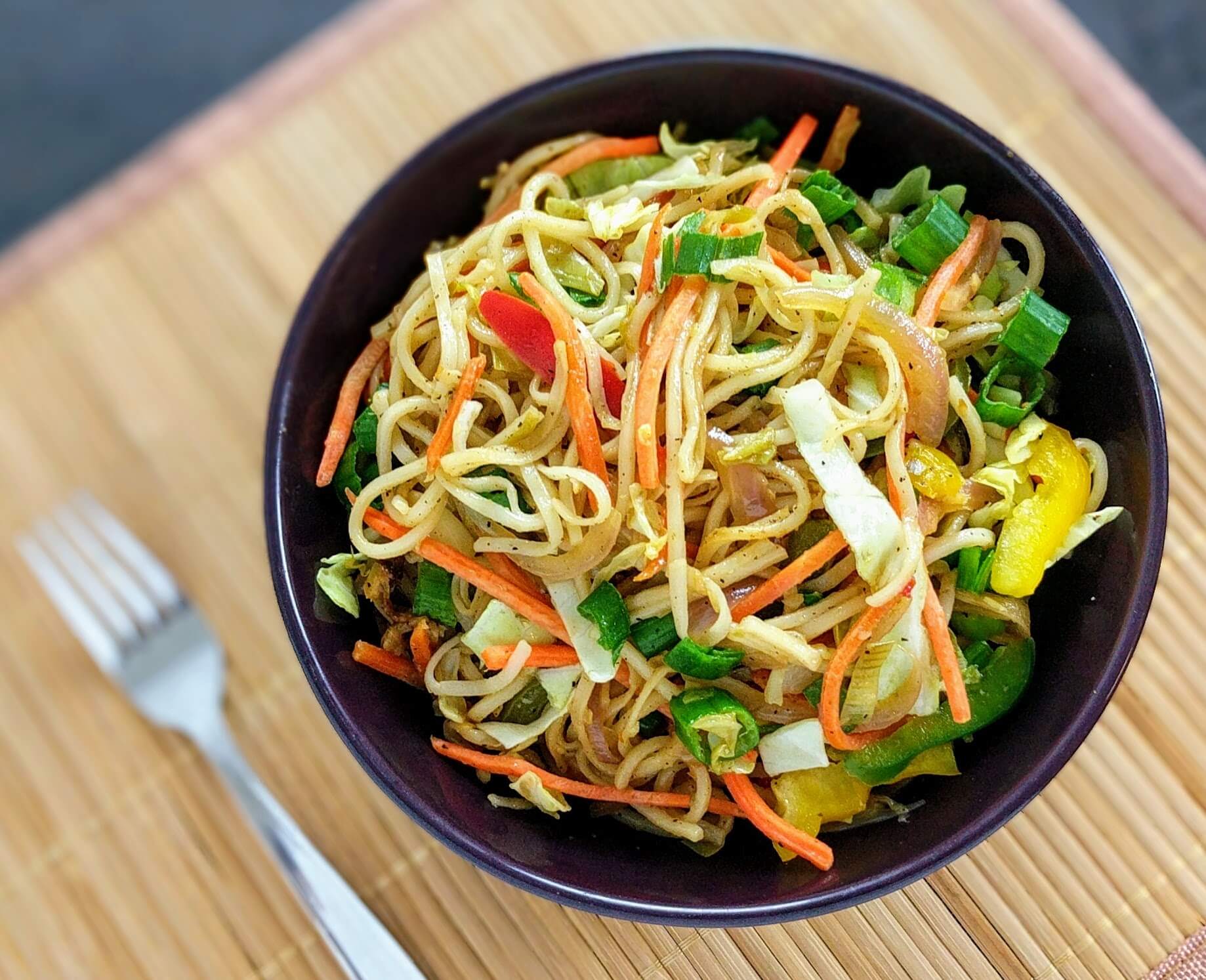 Veg hakka noodles